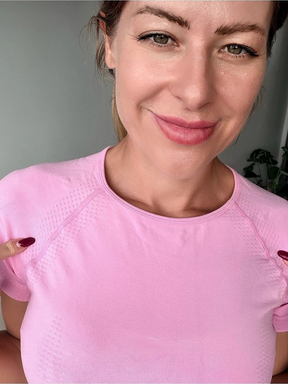 Pink Athletic set - Picture 5 of 5